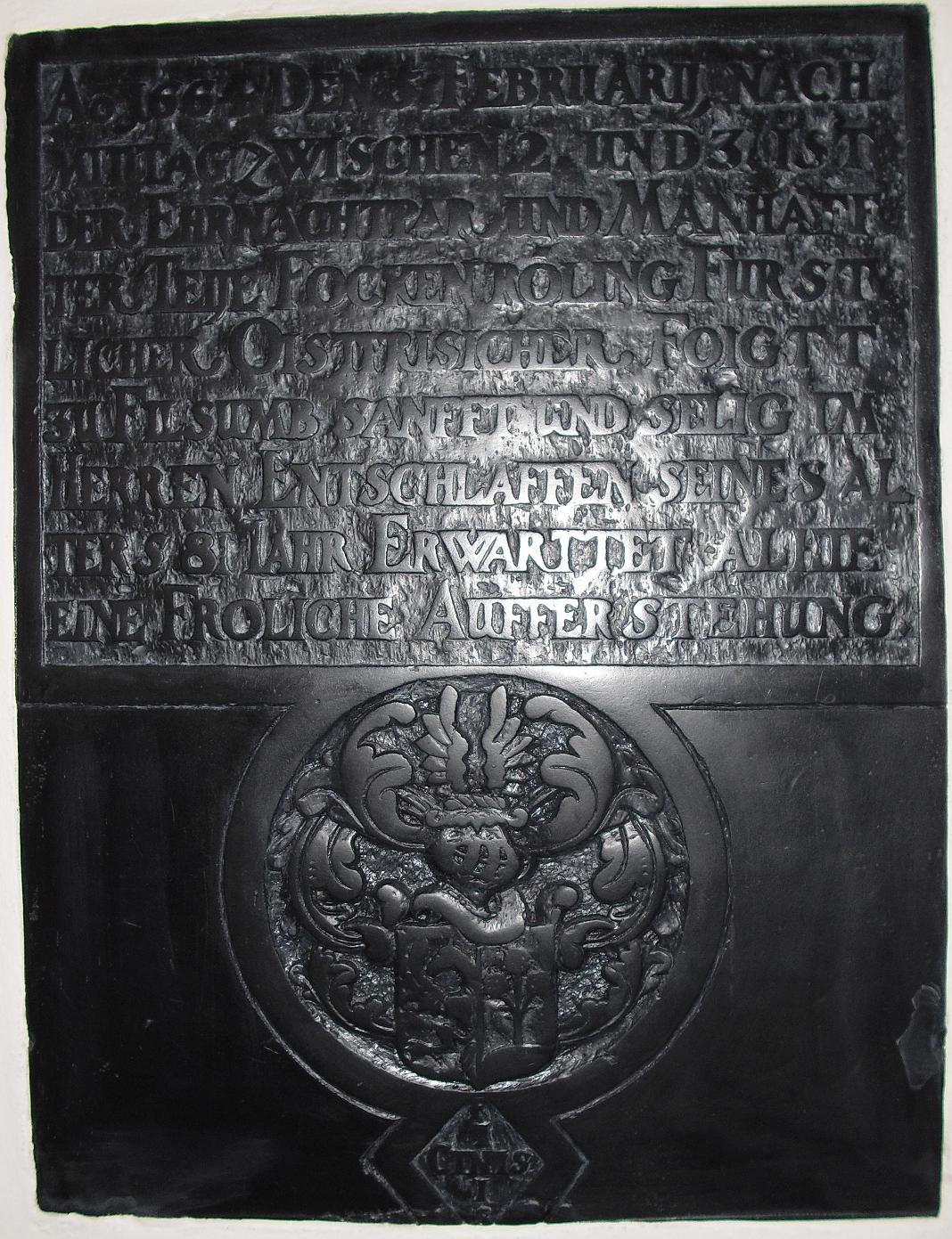 Grabplatte von Theye Focken Röling in der Kirche zu Filsum
